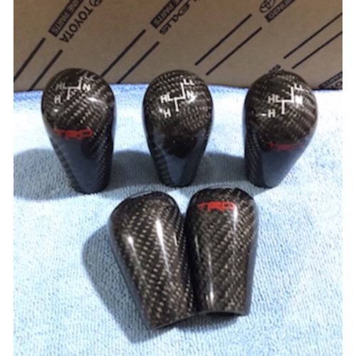 Đầu Kevlar Carbon chính hãng💯% Mặc vào Fortuner 2005-2014, hoạt động rất đẹp, carbon rõ rệt, sáng bóng, chống nước hoa, mỏng hơn, không bong tróc.