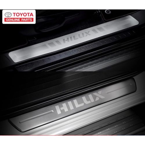 Tấm chắn trung tâm chính hãng C-CAB một cửa Revo 2 cửa/D-CAB 4 cửa chính hãng